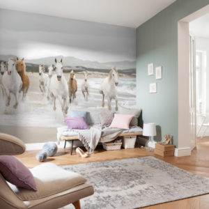 8-986_white_horses_interieur_ia