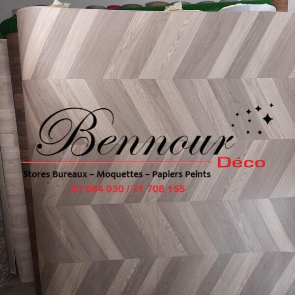 MOQUETTE PVC EFFET CHEVRON REF = 27125132 ; TARKETT