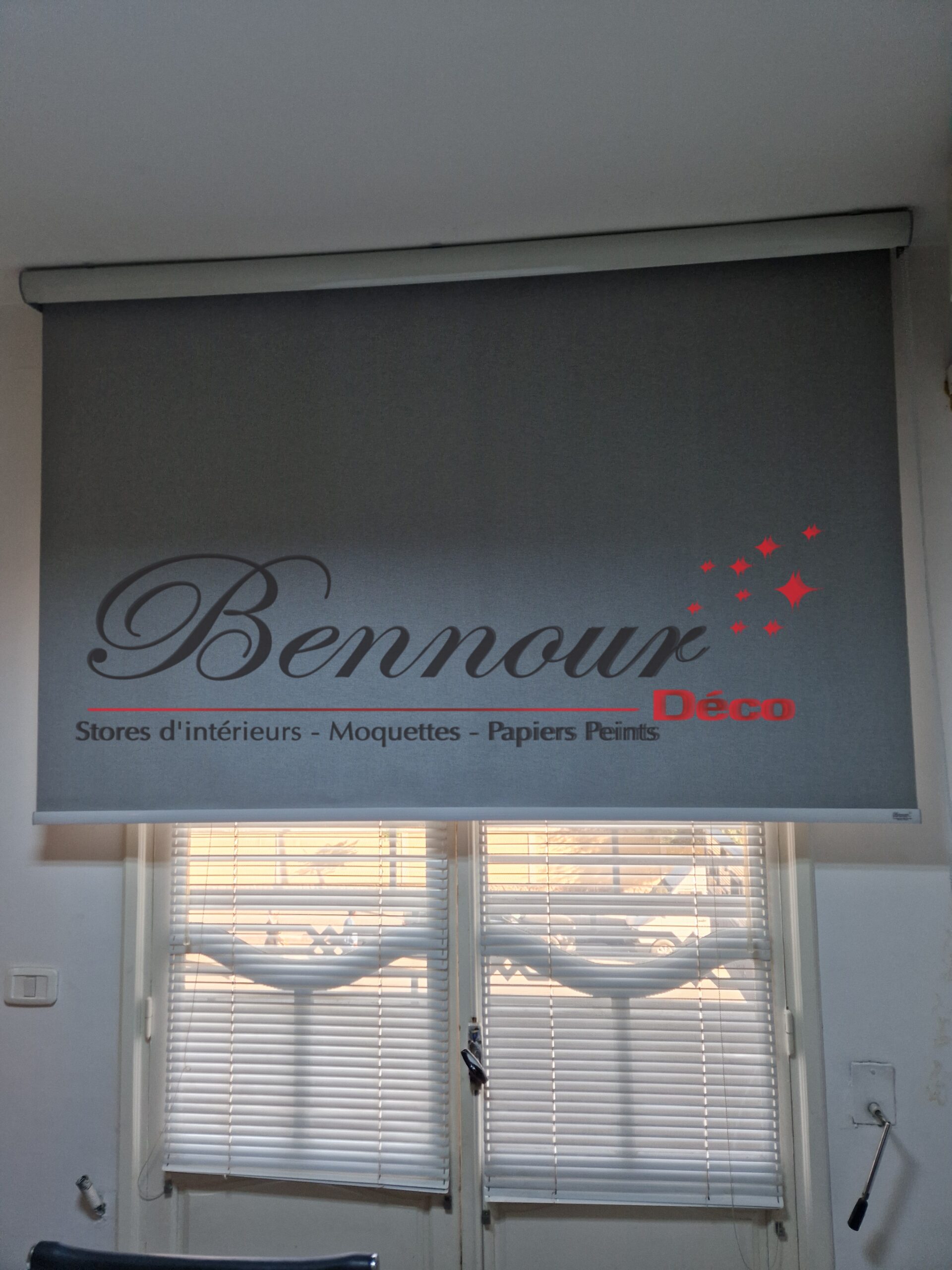 STORE ROULEAU BLACKOUT REF = BN 2680 (3)