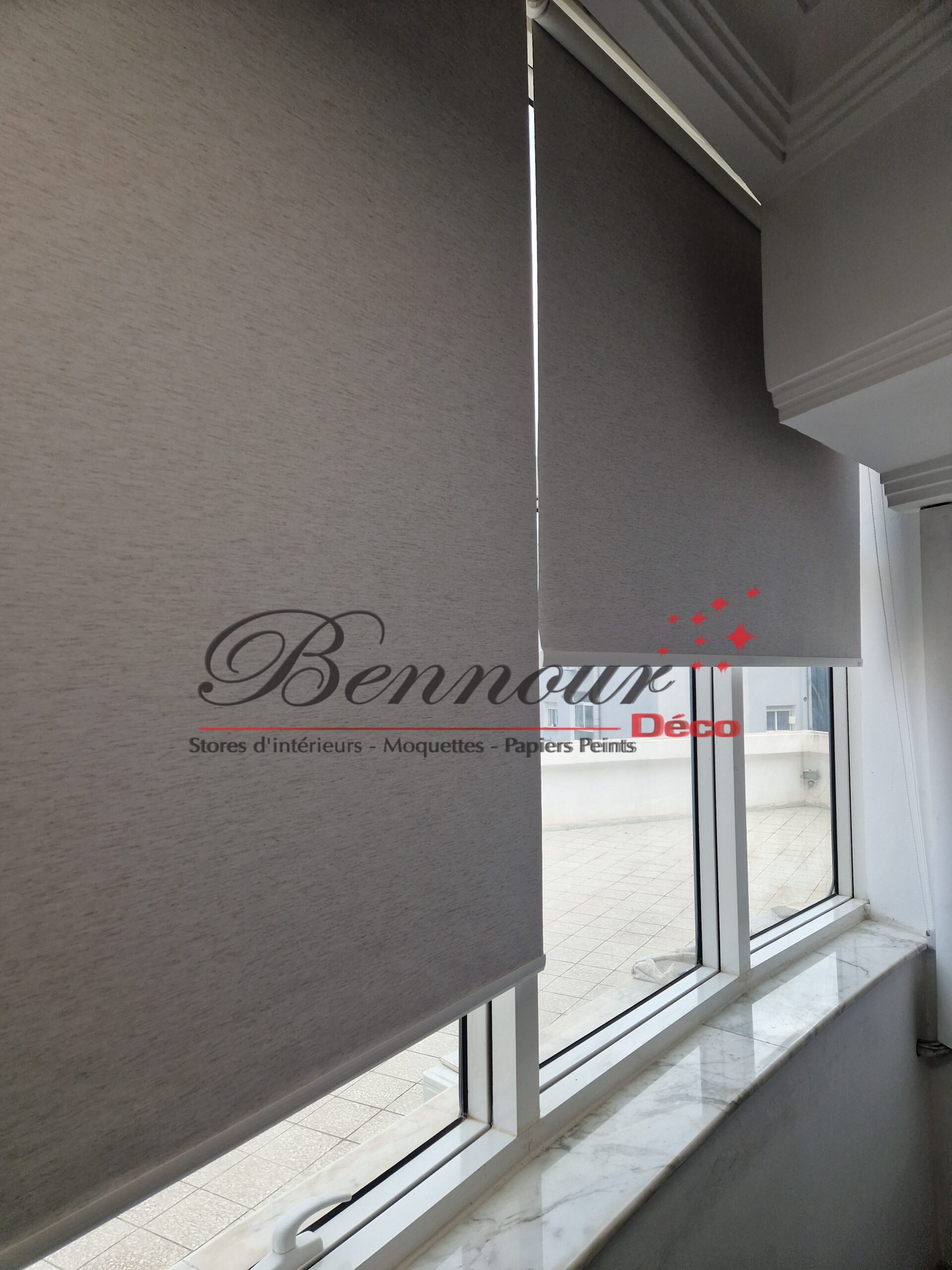 STORE ROULEAU REF = BL 200 (4)