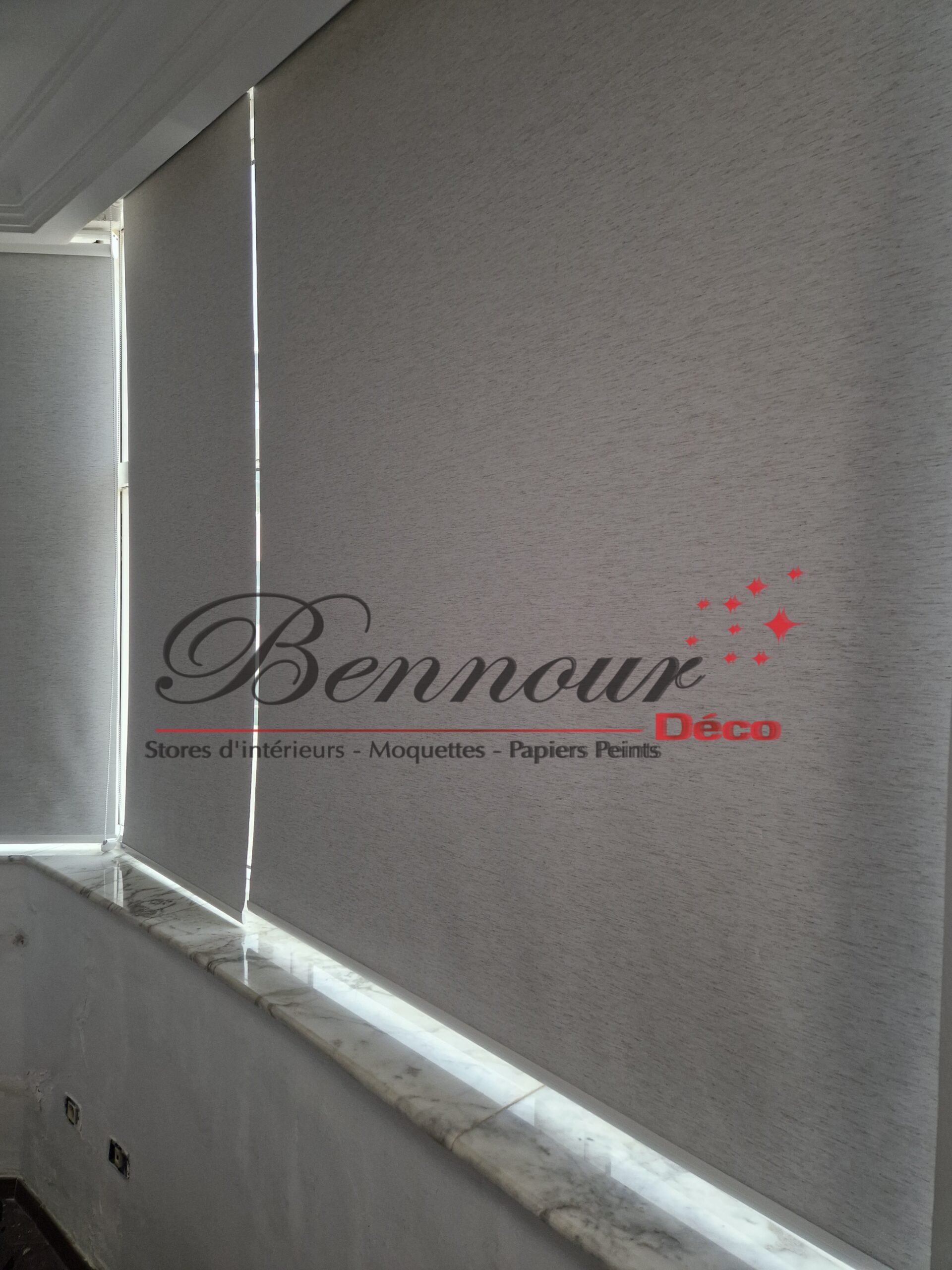 STORE ROULEAU REF = BL 200 (5)