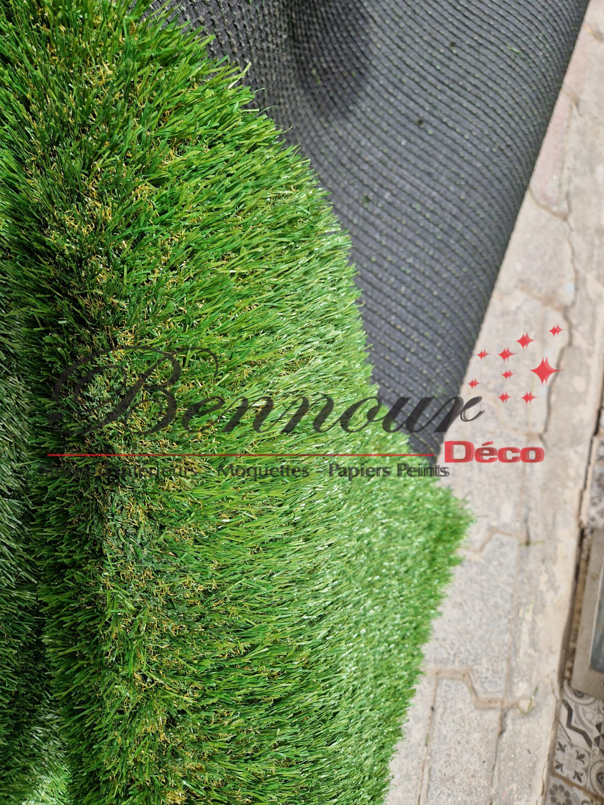 GAZON 4 CM REF = DAISY (7) Gazon artificiel