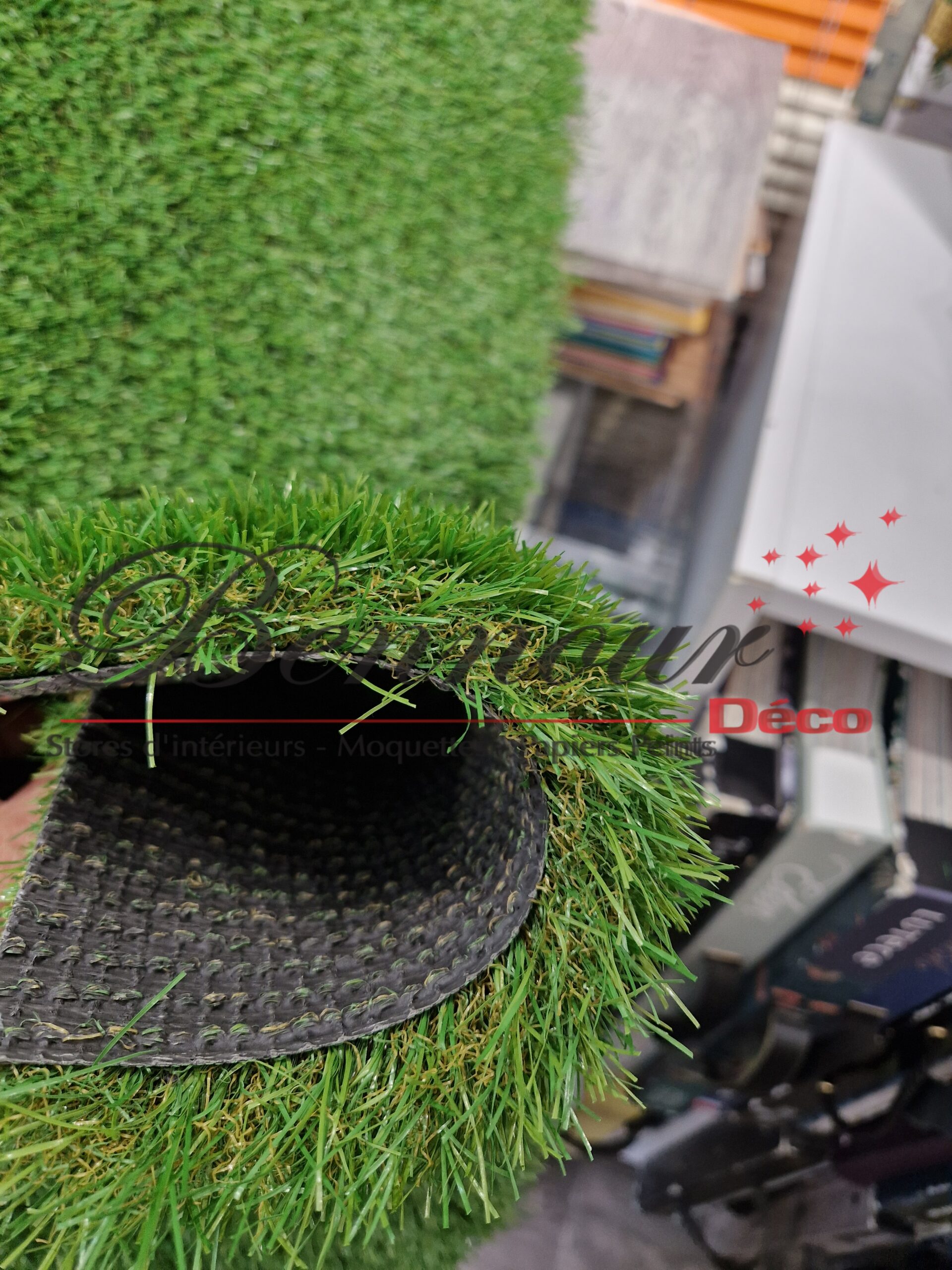 GAZON 4 CM REF = DAISY (8) Gazon artificiel