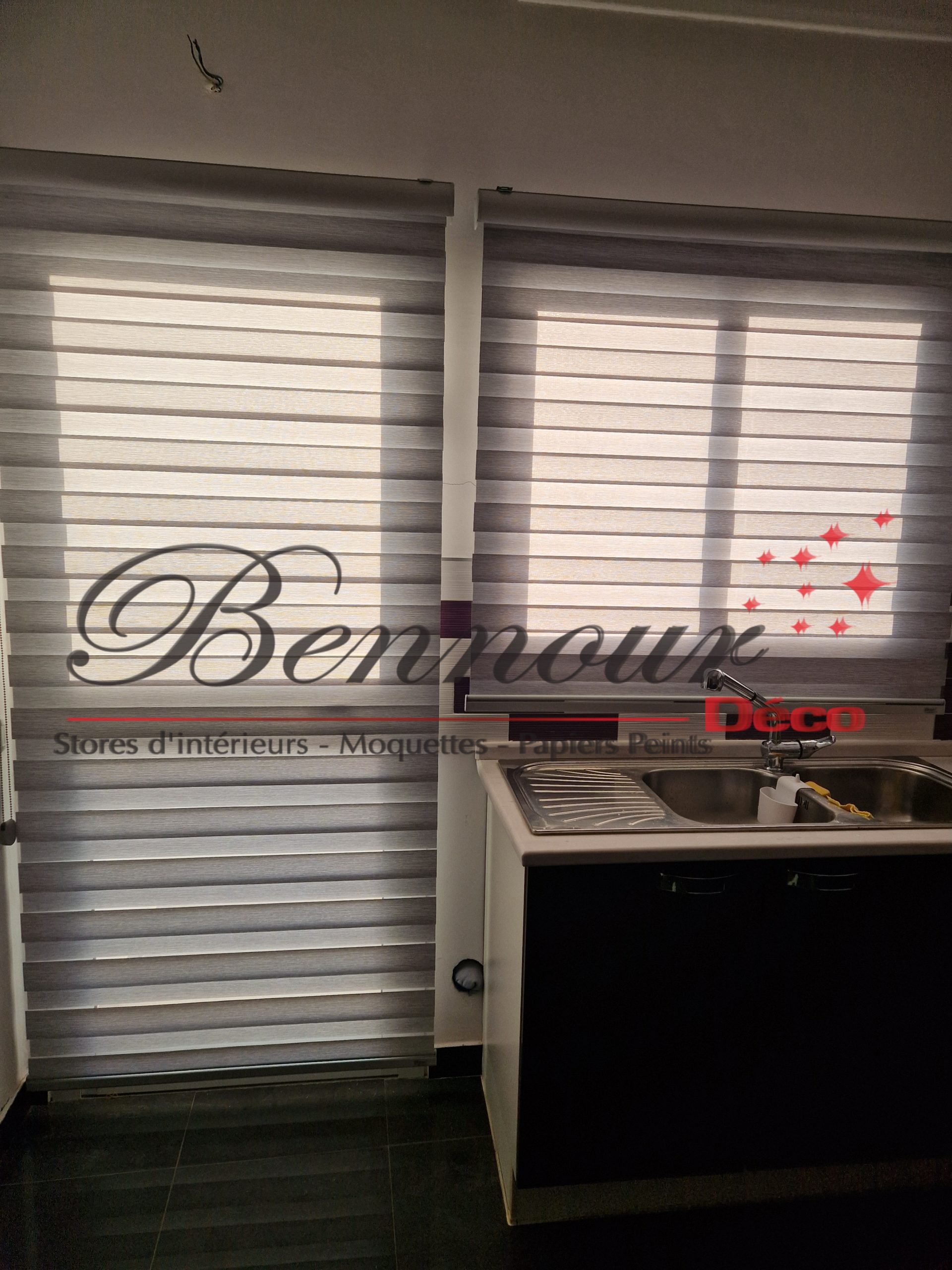 Store zebra élégant et réglable