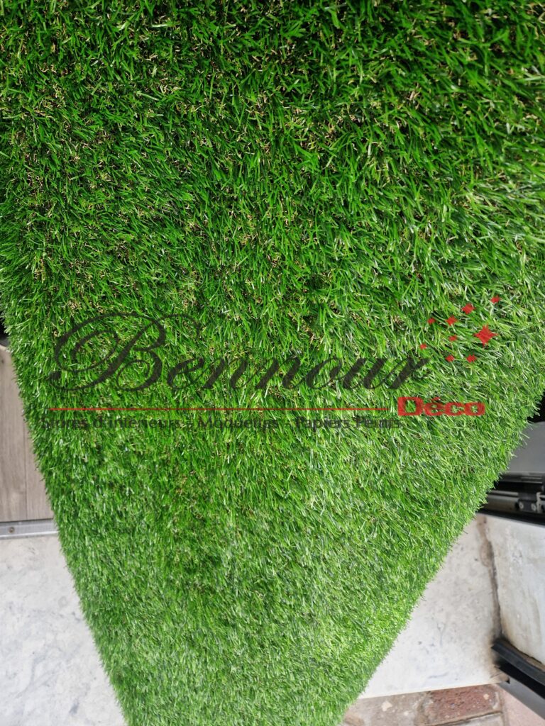 Gazon épaisseur 25 mm disponible chez Bennour Deco