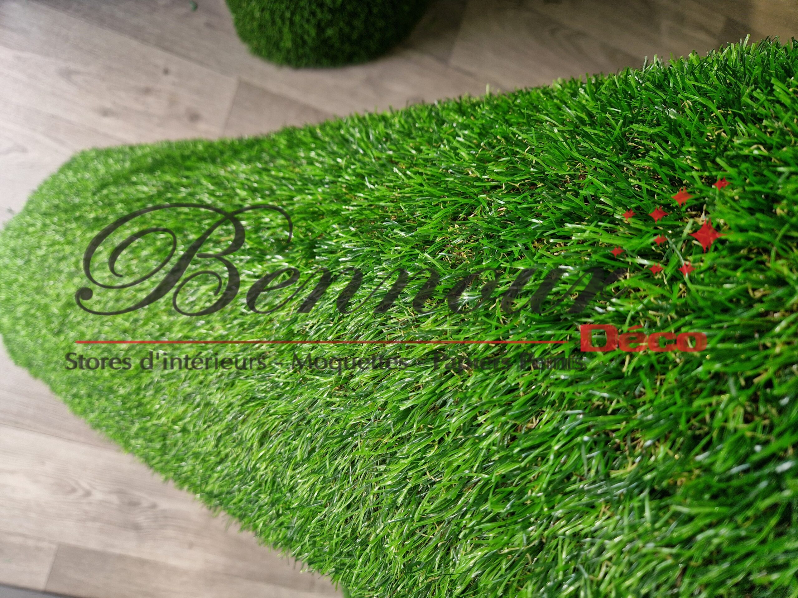 Gazon épaisseur 25 mm disponible chez Bennour Deco