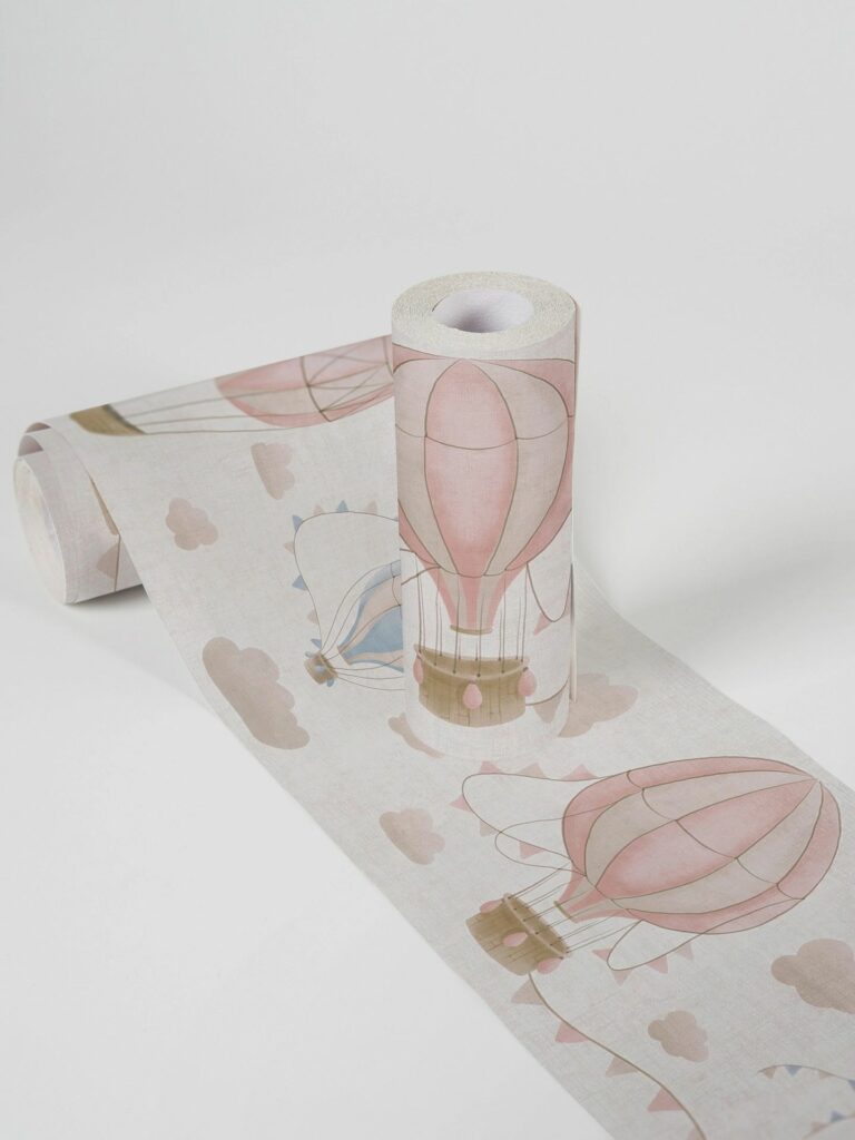 Papier peint enfant disponible chez bennour deco