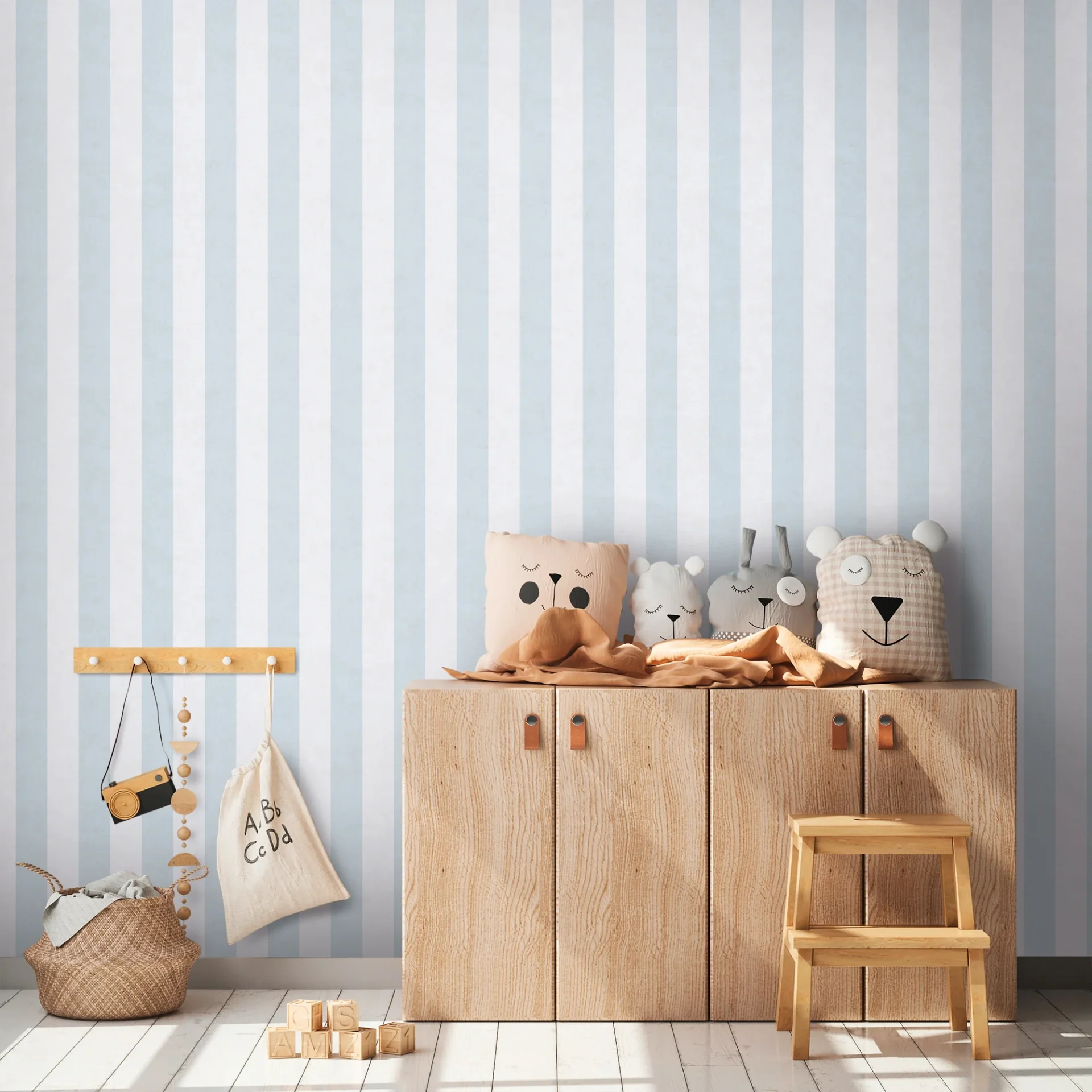 PAPIER PEINT ENFANT REF = 770784(4) Papier peint enfant rayé bleu disponible chez Bennour Deco
